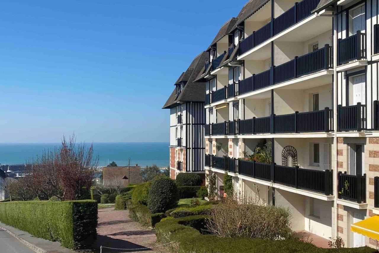 Appartement Avec Terrasse Vue Mer Trouville Sur Mer Exterior foto